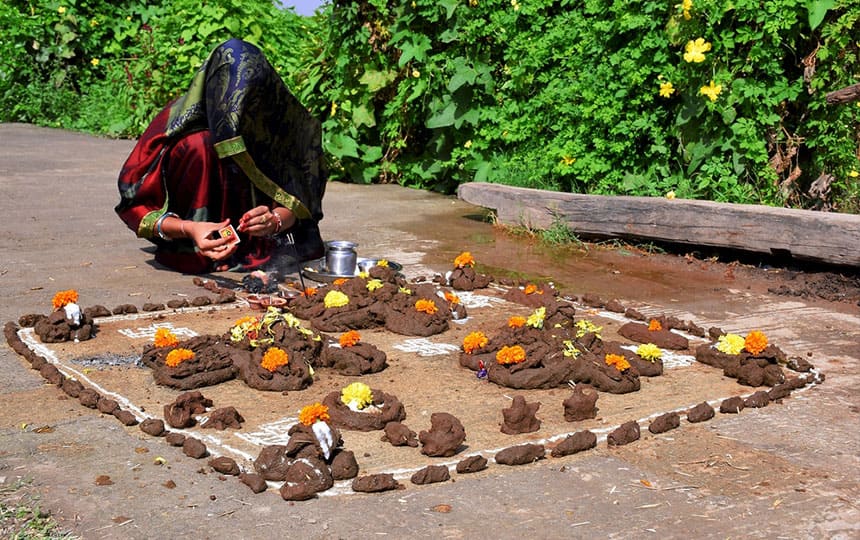 Right Way to Celebrate Govardhan Festival Rituals