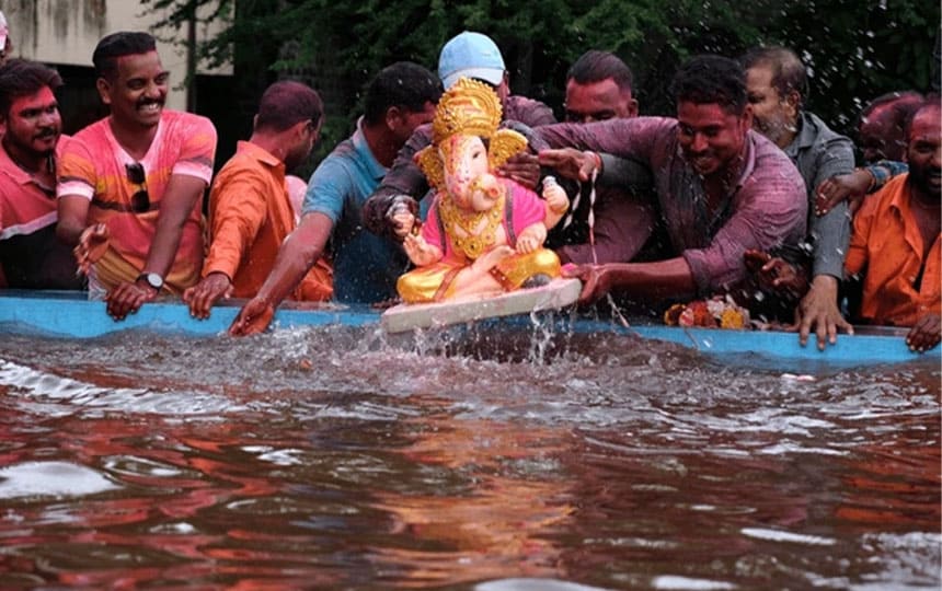 On which day is Ganesh Visarjan done - Call with astrologer